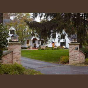 Cottage™ 16 Inch Exterior Pier Lantern